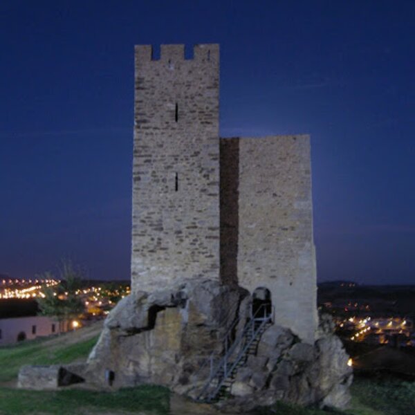 Mogadouro - castelo (monumento nacional) (2)