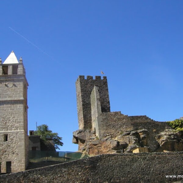 Mogadouro - castelo (monumento nacional) (6)