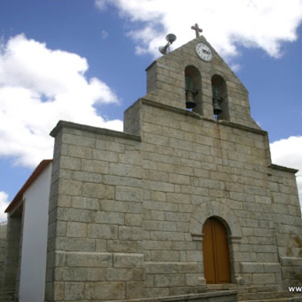 Tó - igreja (2)