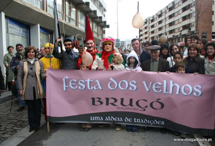 Braganc_a_-_Desfile_da_Inaugurac_a_o_do_MIMT_-_Av