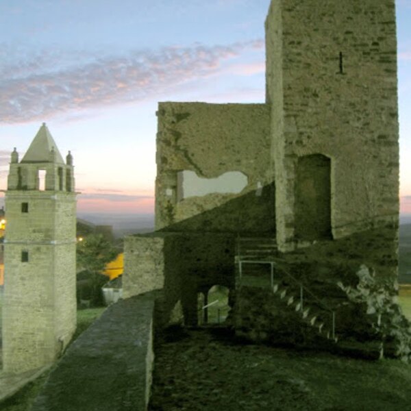 Mogadouro - castelo (monumento nacional) (3)