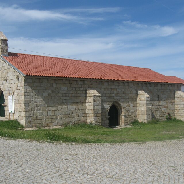 Igreja de Algosinho