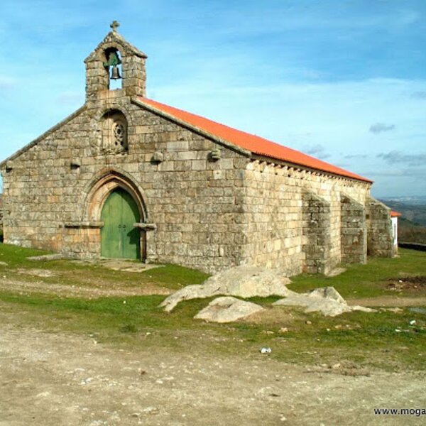 Algosinho - igreja