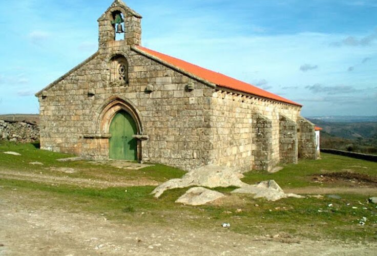 Algosinho - igreja