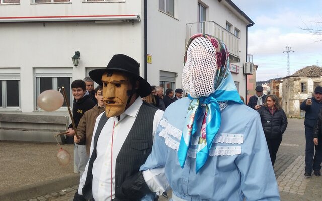 mascarinha_e_mascarao_de_vilarinho_dos_galegos